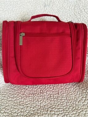 OMSTYLE Red Hanging Travel Toiletry Bag with Top Handle